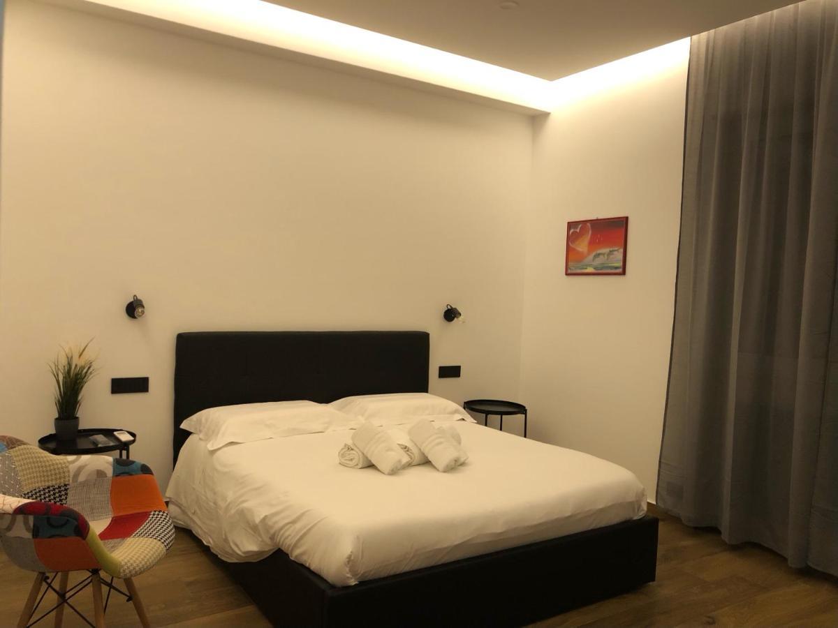 Borgiarooms Luxury Apartment ミラッツォ エクステリア 写真