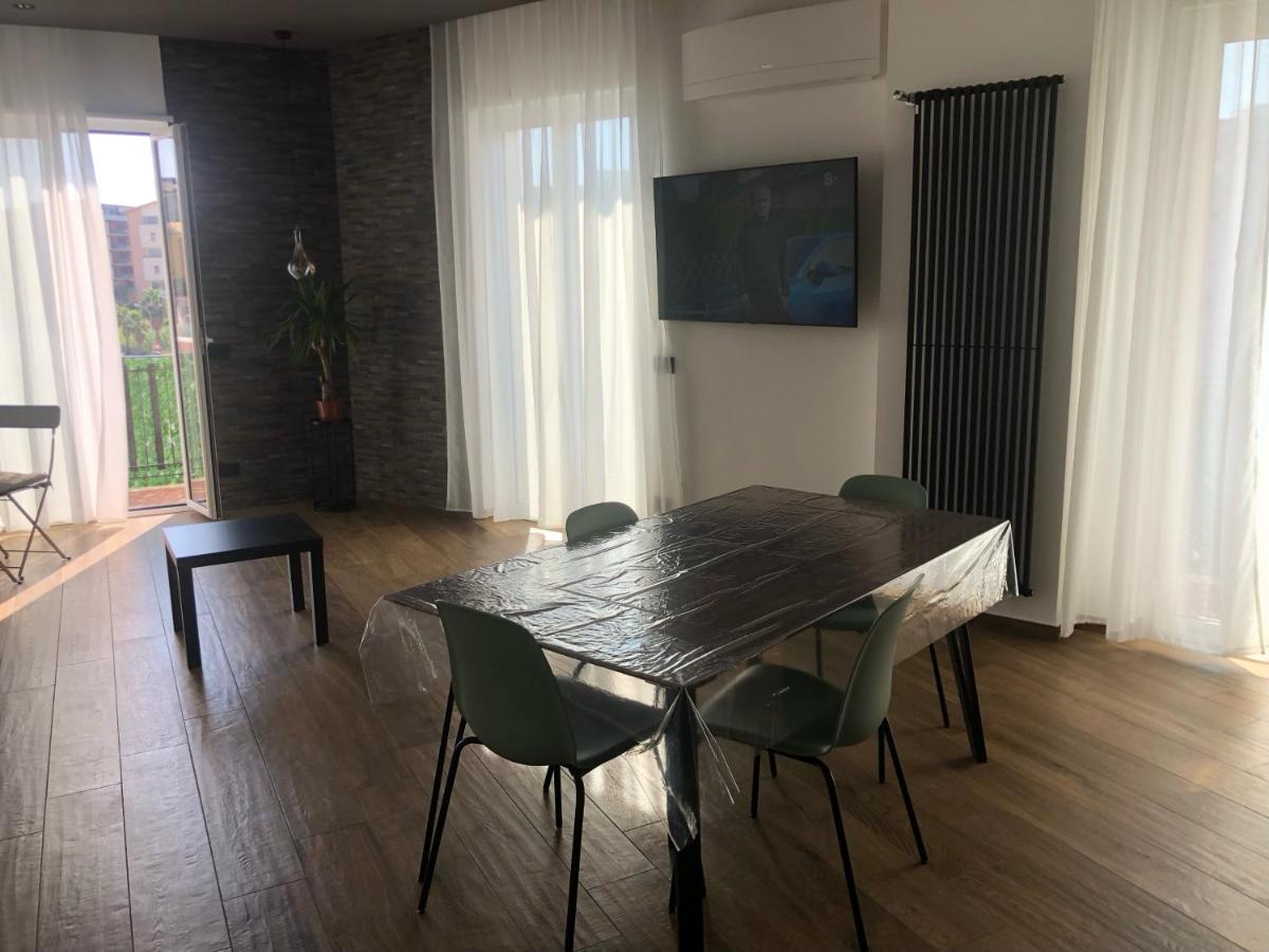 Borgiarooms Luxury Apartment ミラッツォ エクステリア 写真