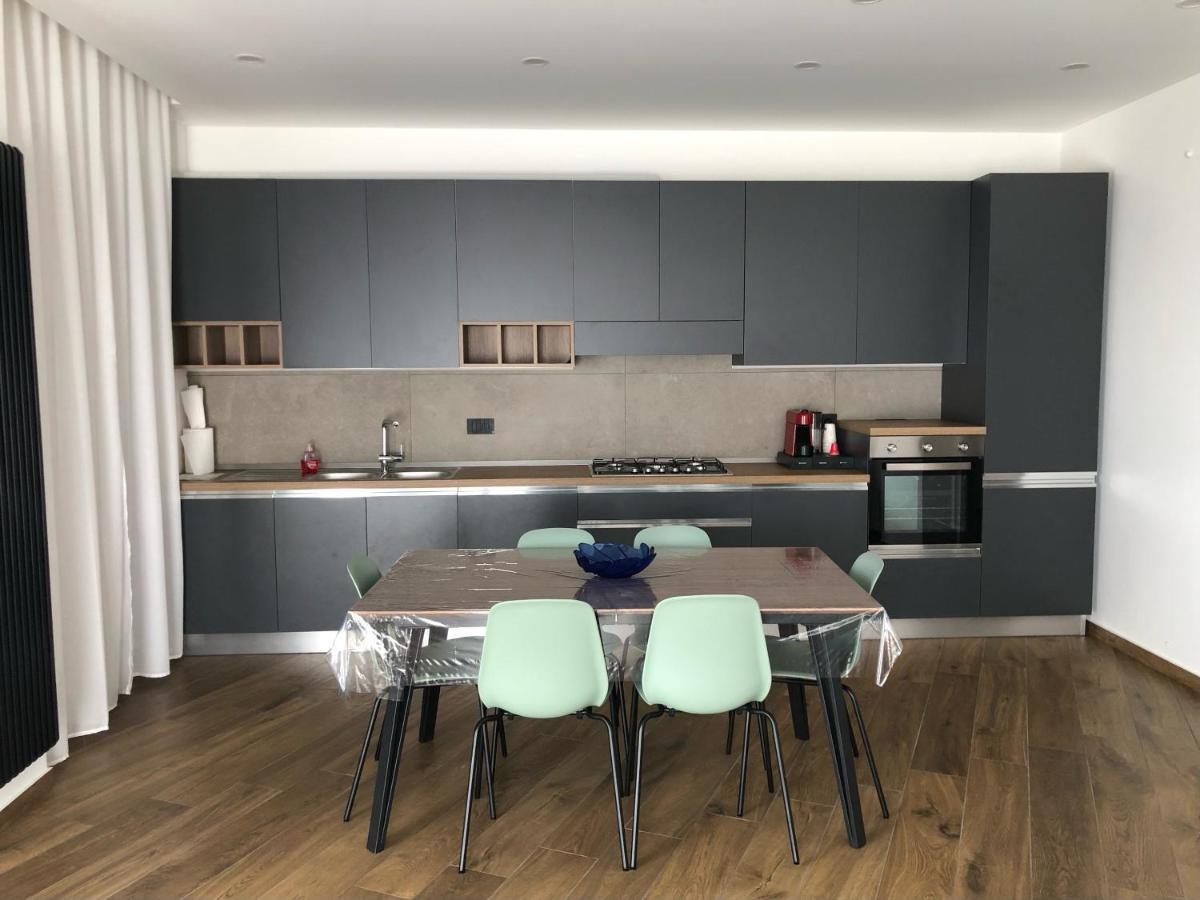 Borgiarooms Luxury Apartment ミラッツォ エクステリア 写真
