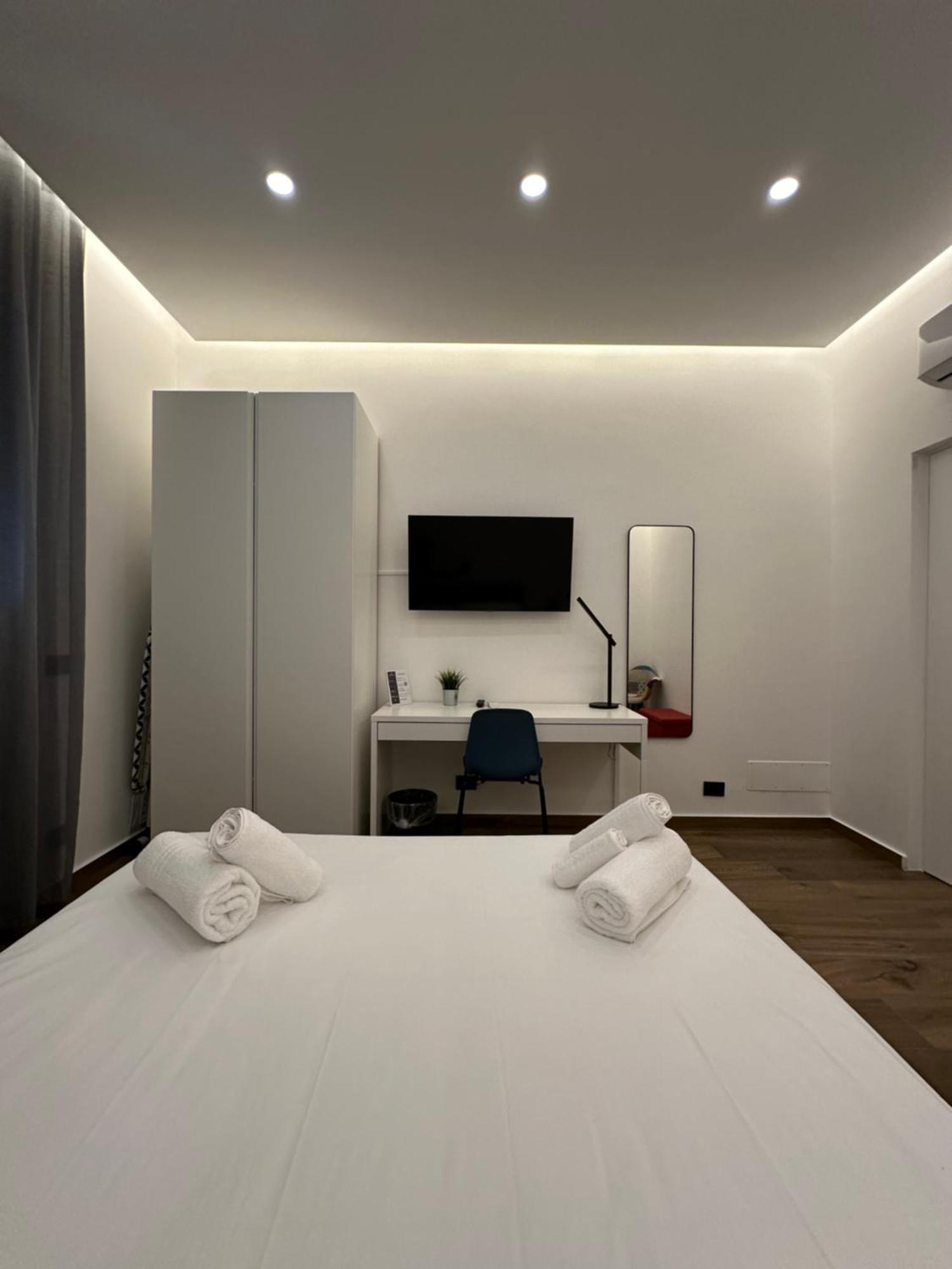 Borgiarooms Luxury Apartment ミラッツォ エクステリア 写真