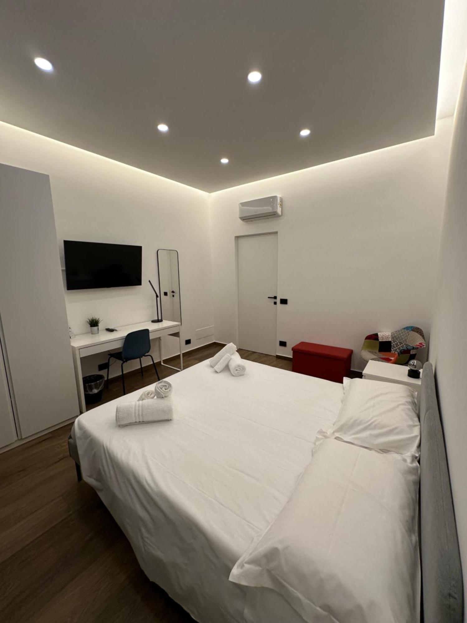 Borgiarooms Luxury Apartment ミラッツォ エクステリア 写真